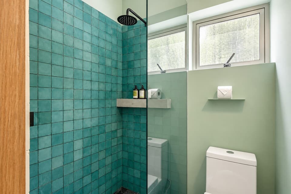 Capulín, room 2D: the shower